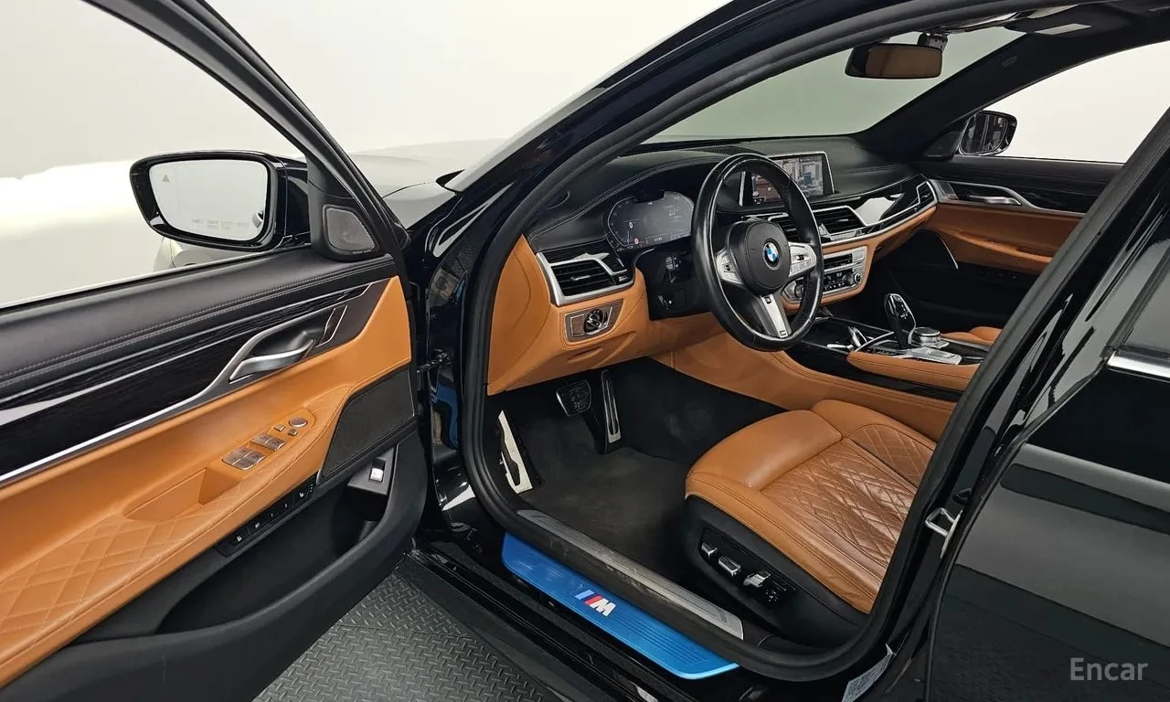 BMW 740 Li xDrive M Sport Package * АВТОКРЕДИТ * , снимка 11 - Автомобили и джипове - 56072922