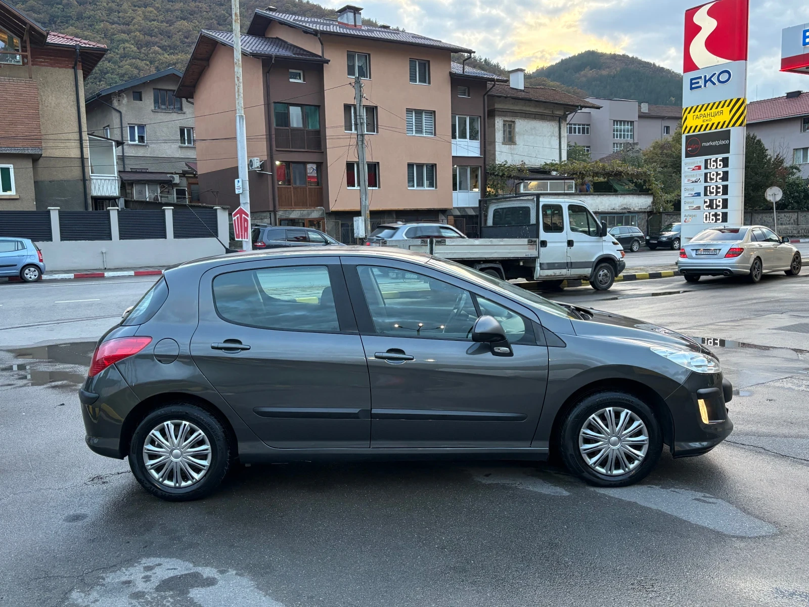 Peugeot 308, снимка 3 - Автомобили и джипове - 56615720