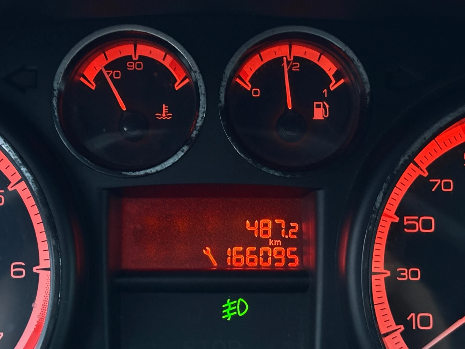 Peugeot 308, снимка 9 - Автомобили и джипове - 56615720