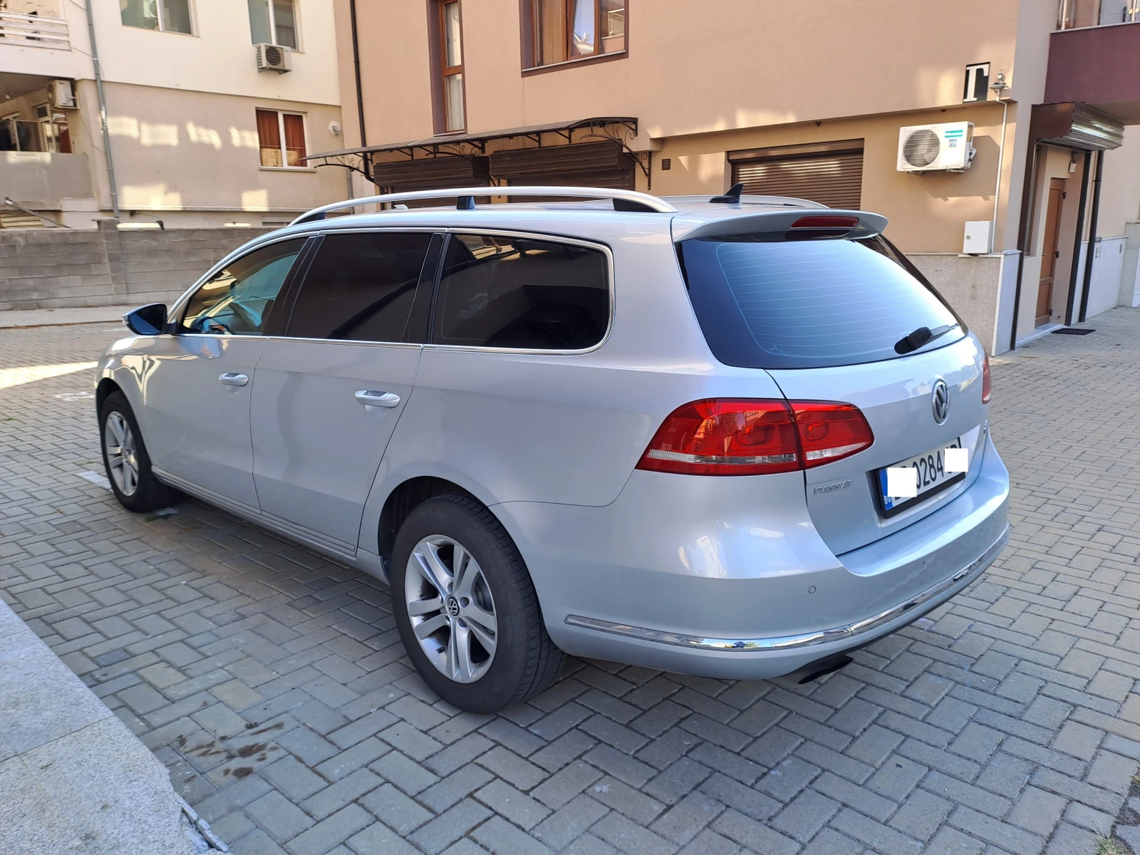VW Passat 2.0 TDI 6 DSG, снимка 4 - Автомобили и джипове - 56744844