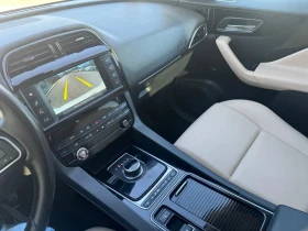 Jaguar F-PACE PREMIUM/KEYLESS/PANO/LANE ASSIST/ПОДГРЕВ, снимка 6