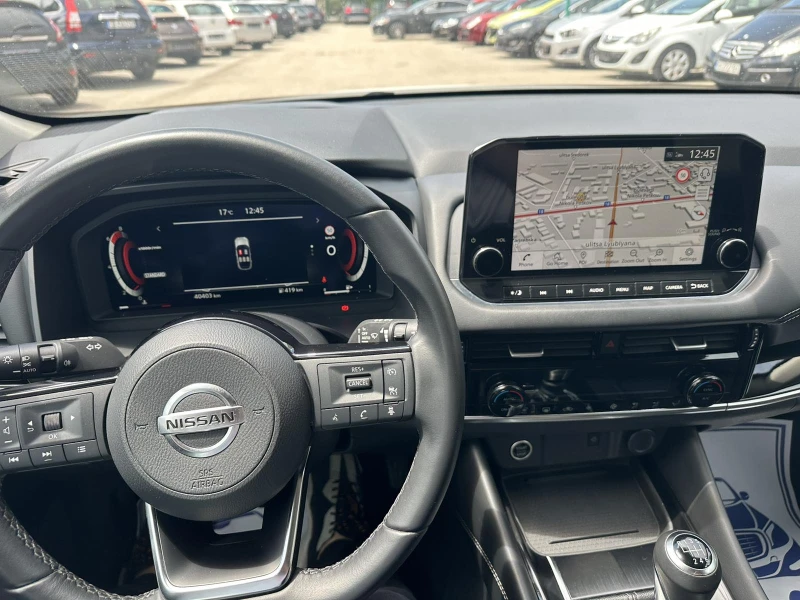 Nissan Qashqai 1.3 BENZ, снимка 11 - Автомобили и джипове - 50523275