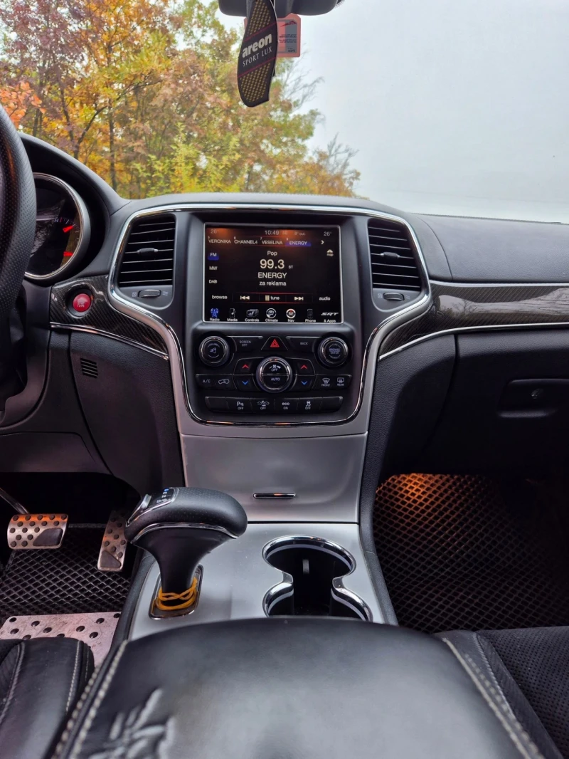Jeep Grand cherokee 6.4 SRT, снимка 14 - Автомобили и джипове - 52555319