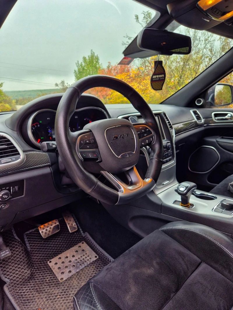 Jeep Grand cherokee 6.4 SRT, снимка 8 - Автомобили и джипове - 52555319