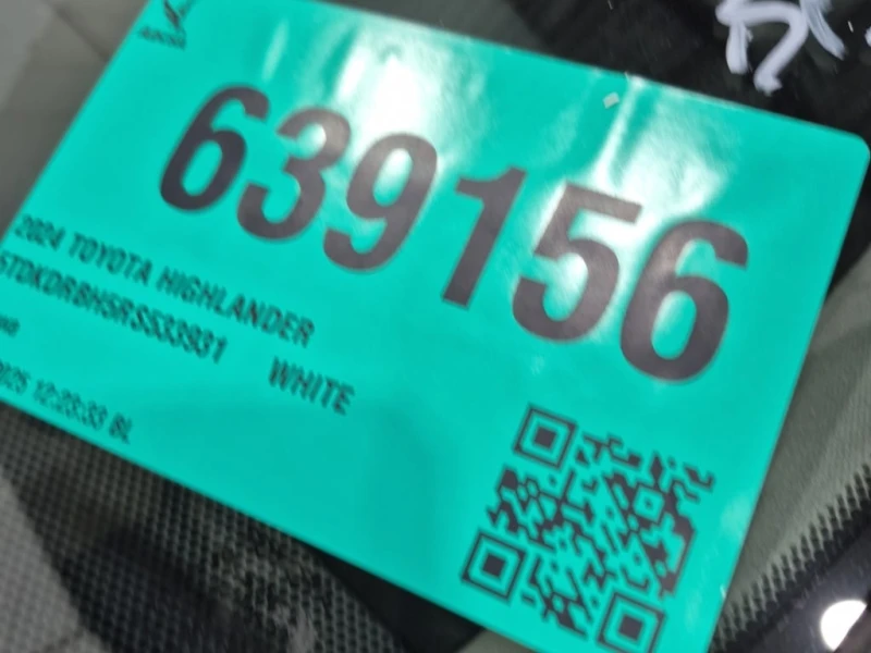 Toyota Highlander * XLE * CARFAX * , снимка 14 - Автомобили и джипове - 53027427