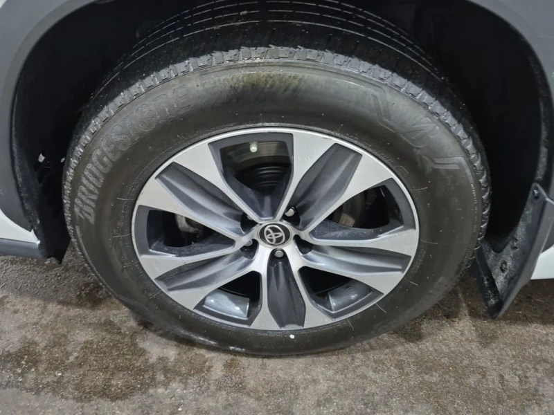 Toyota Highlander * XLE * CARFAX * , снимка 17 - Автомобили и джипове - 53027427