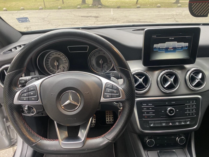 Mercedes-Benz GLA 200 AMG, снимка 4 - Автомобили и джипове - 53095849