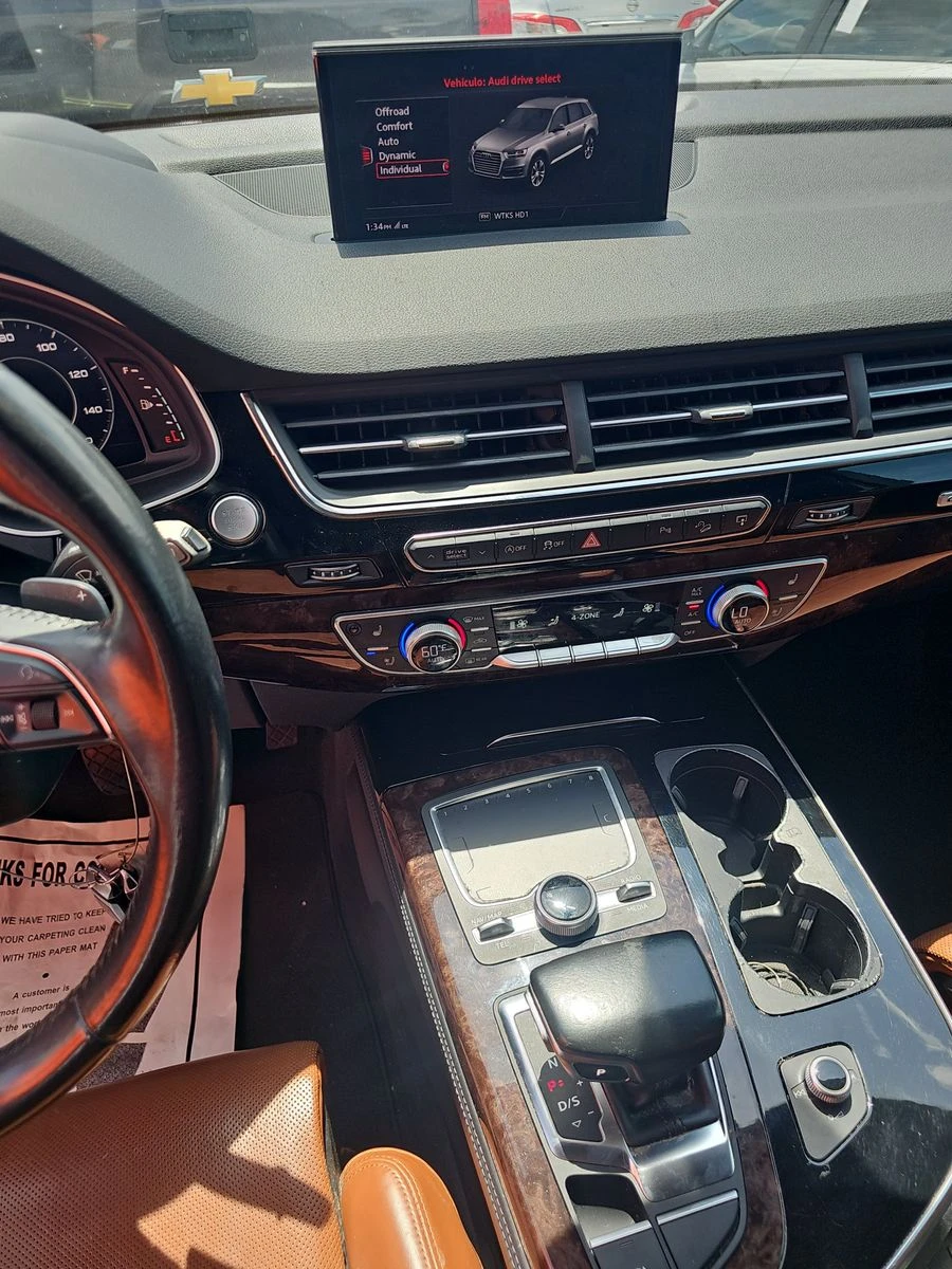 Audi Q7 Virtual Cockpit* панорама* подгрев* обдухване* мас - изображение 10