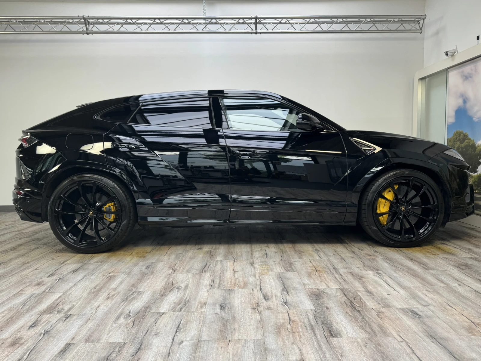Lamborghini Urus B&O AHK Panorama  - изображение 4