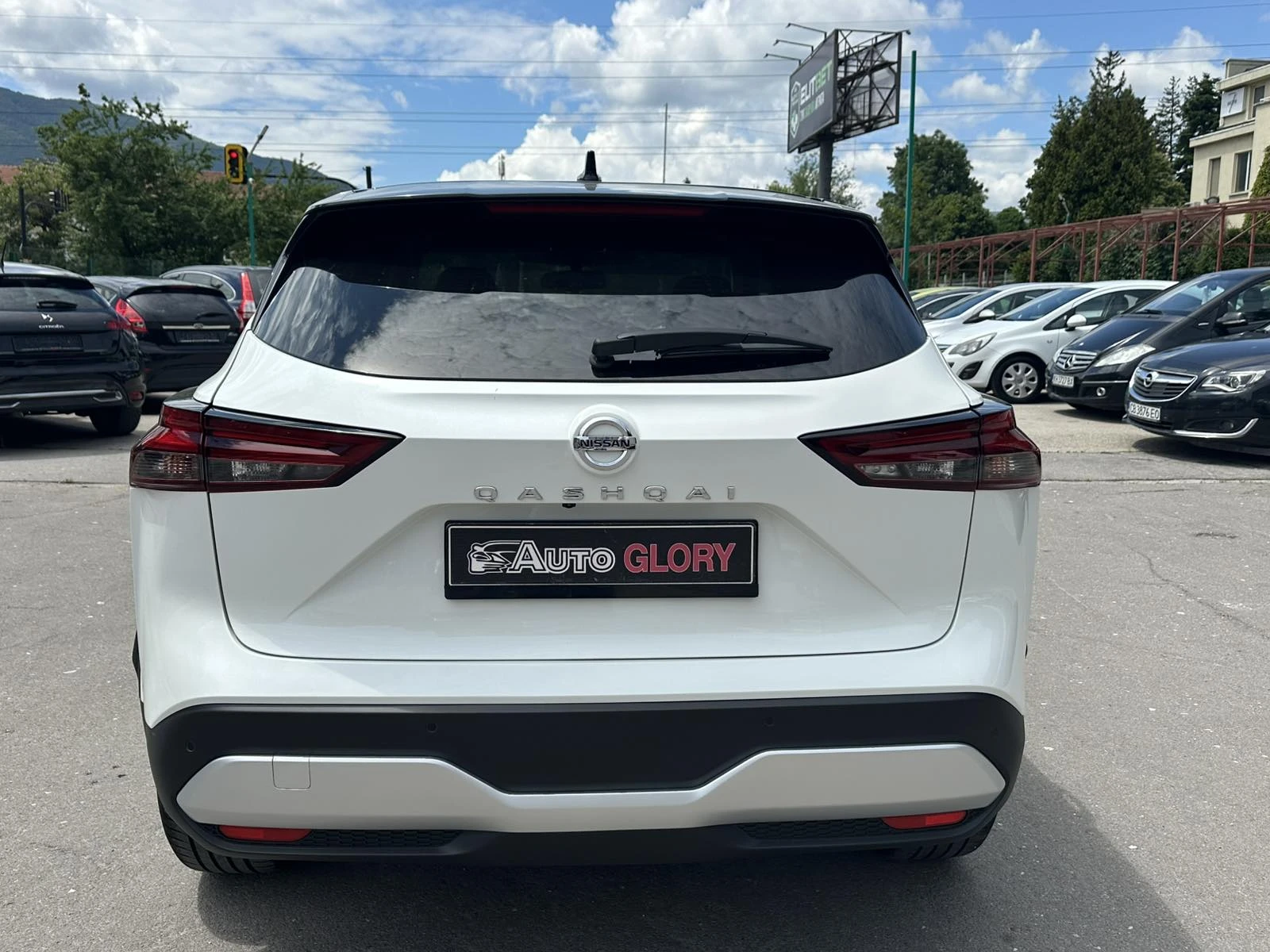 Nissan Qashqai 1.3 BENZ - изображение 3