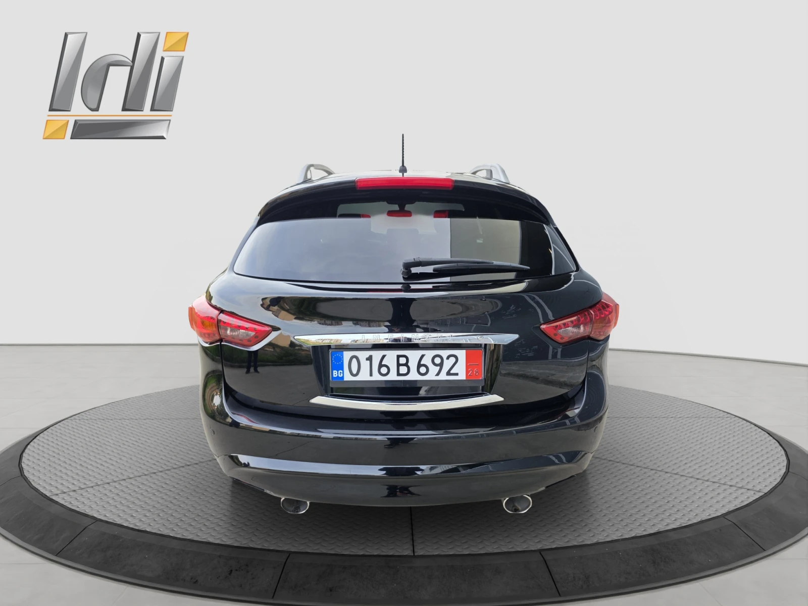 Infiniti QX70 Black Carbon 3.0d V6 AWD - изображение 5