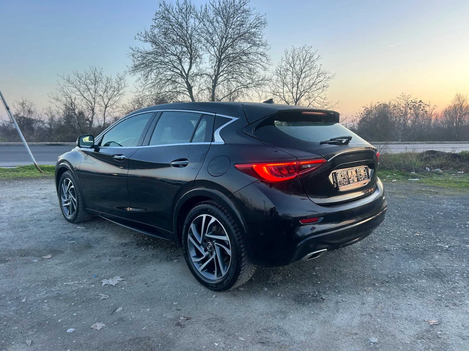 Infiniti Q30 PREMIUM / 4�4 / ��������� / ����6 / 360 ������ | Mobile.bg � ����������� 7