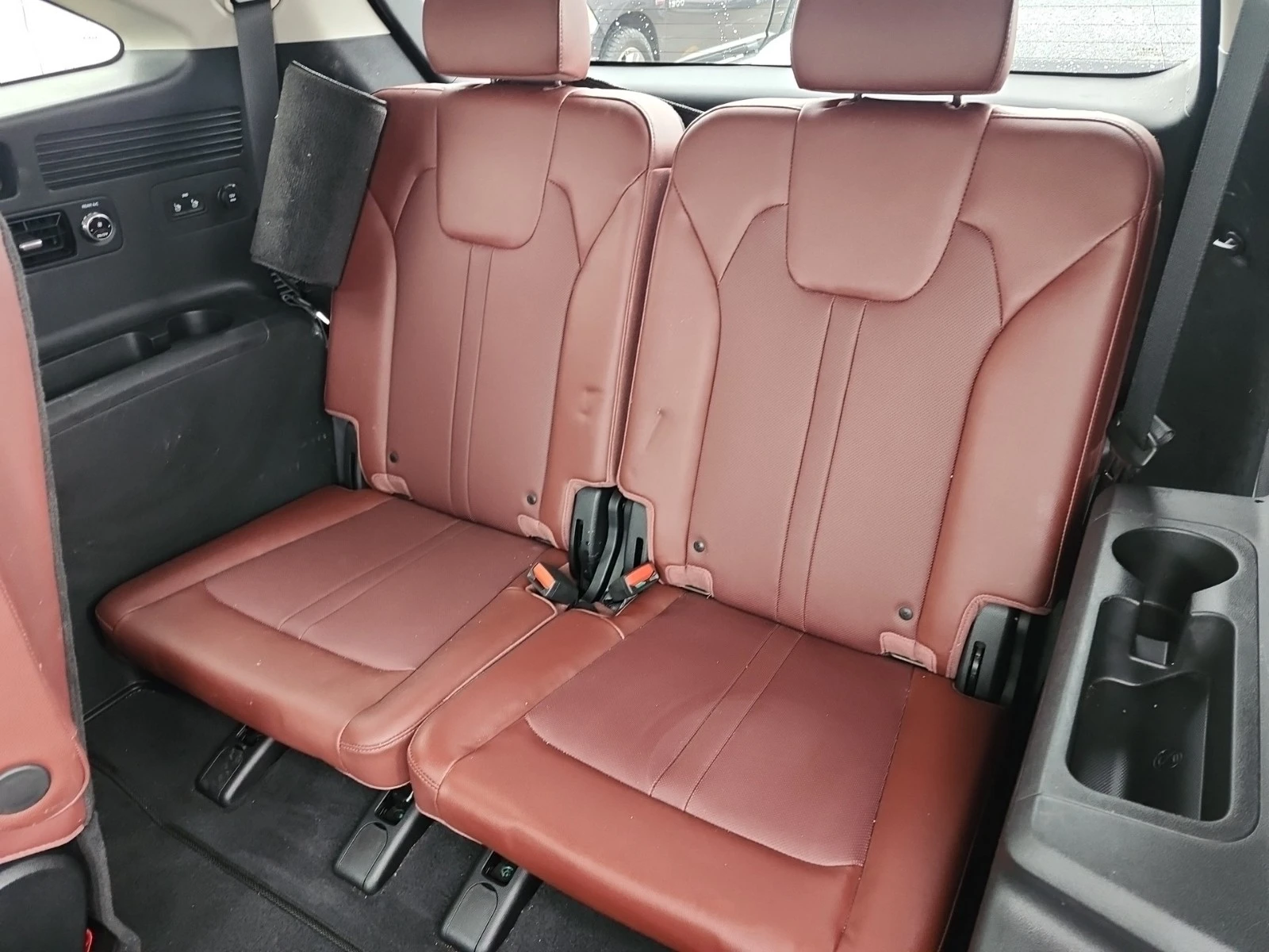 Kia Sorento 2.5L 4cyl AWD, снимка 14 - Автомобили и джипове - 53720005