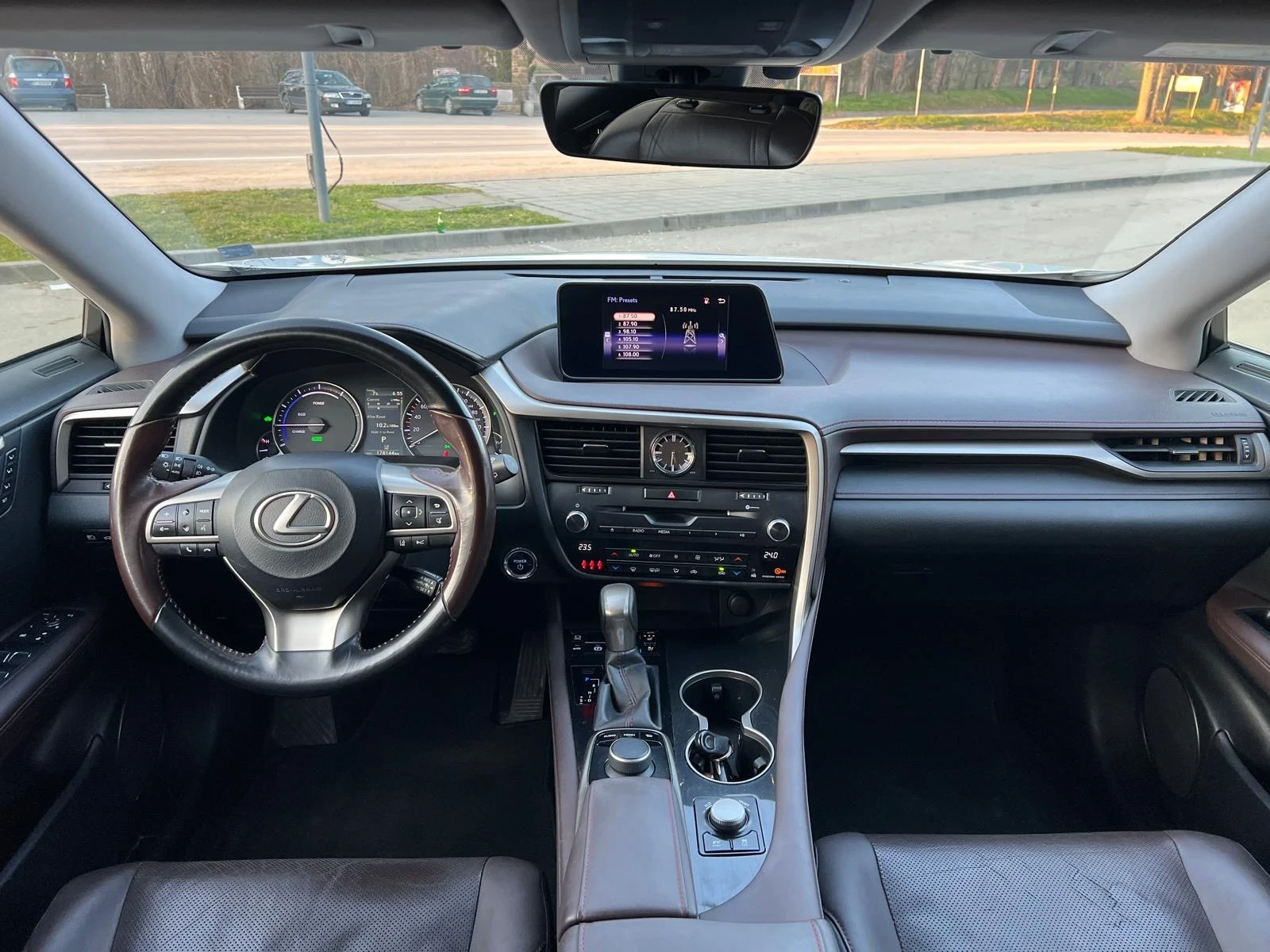 Lexus RX 450h Lexus RX 450h HYBRID 5 doors 3.5P CVT 4WD LUXURY, снимка 15 - Автомобили и джипове - 53930895