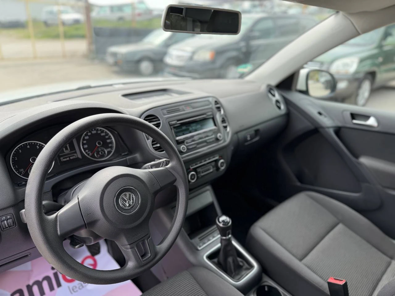 VW Tiguan 1.4TSI FACELIFT, снимка 10 - Автомобили и джипове - 54184156