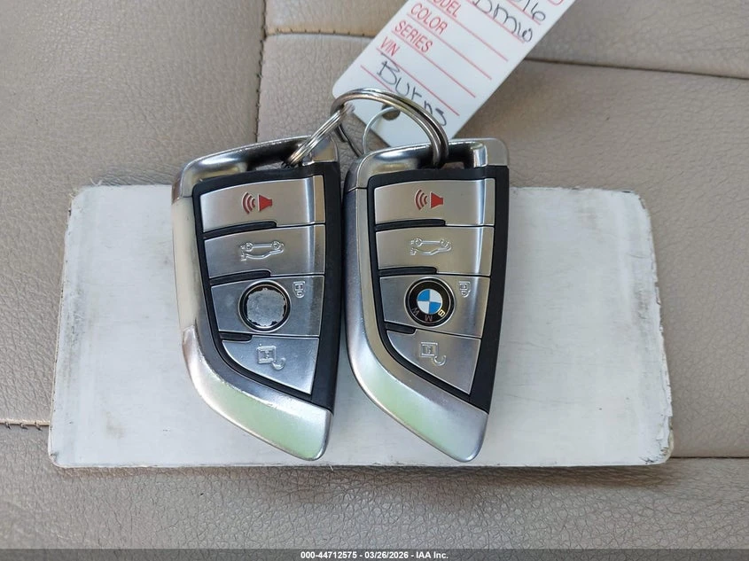 BMW X5 3.0l xDrive35I, снимка 11 - Автомобили и джипове - 54366623