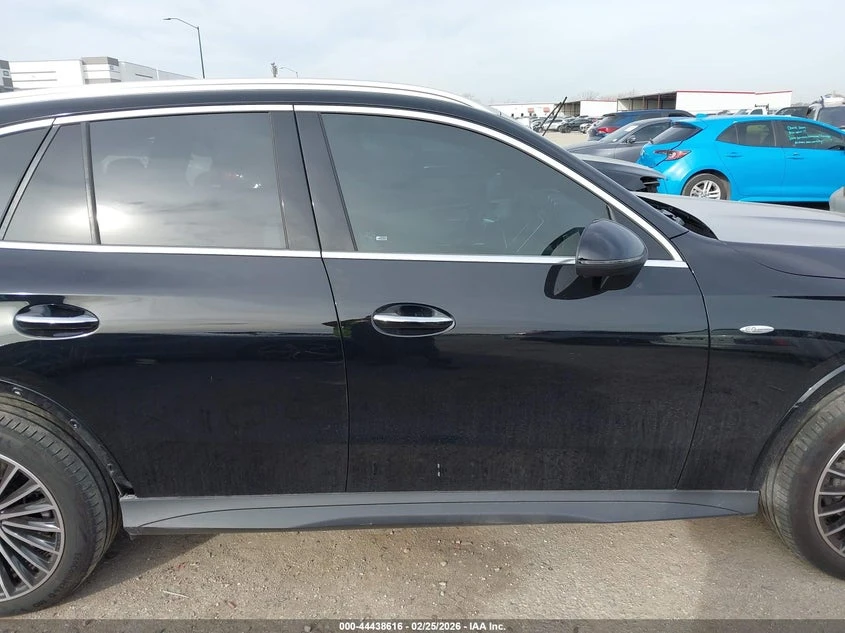 Mercedes-Benz GLC 350 E 4Matic * КРАЙНА ЦЕНА* , снимка 13 - Автомобили и джипове - 54491740