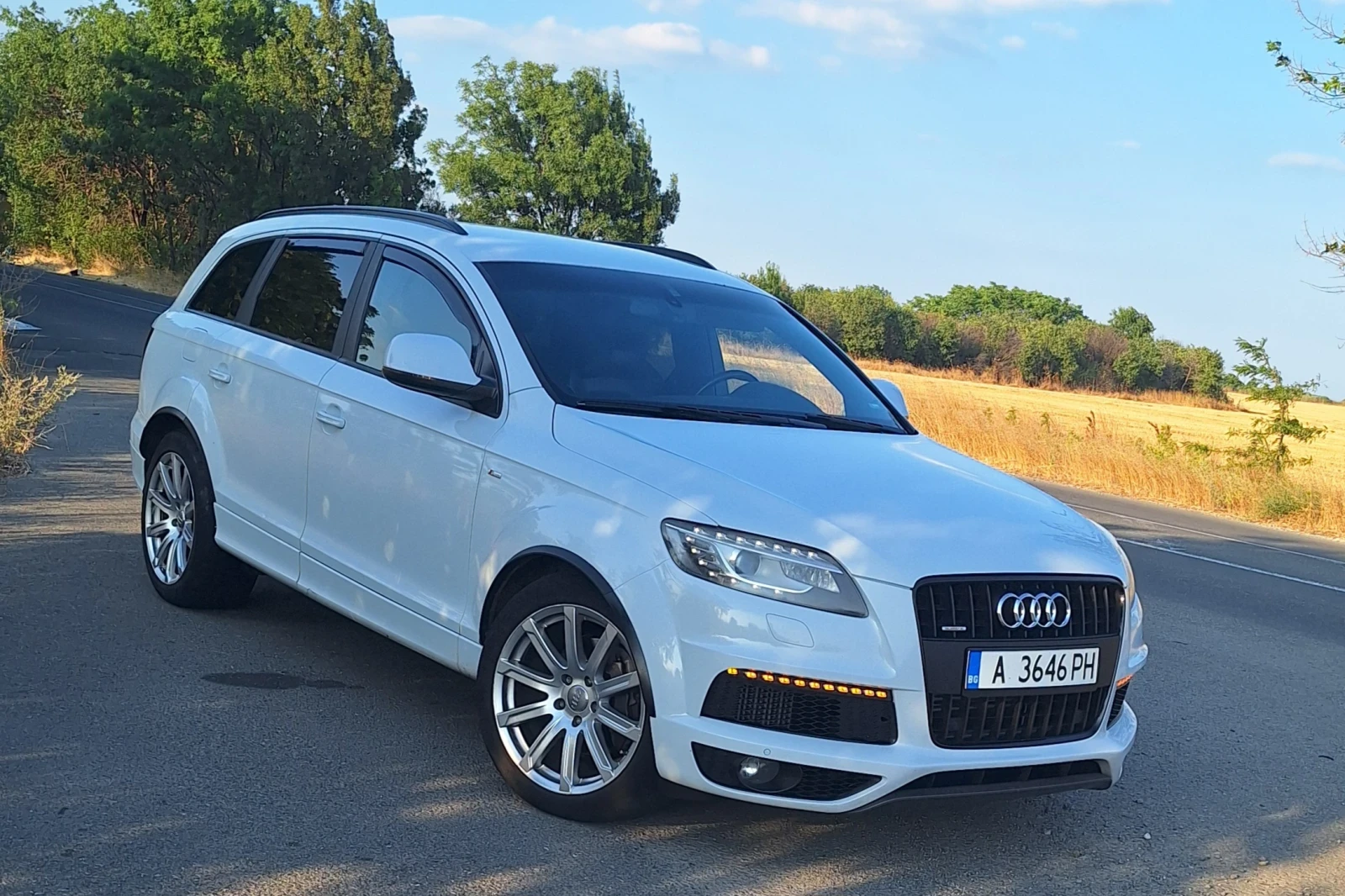 Audi Q7, снимка 3 - Автомобили и джипове - 54658328