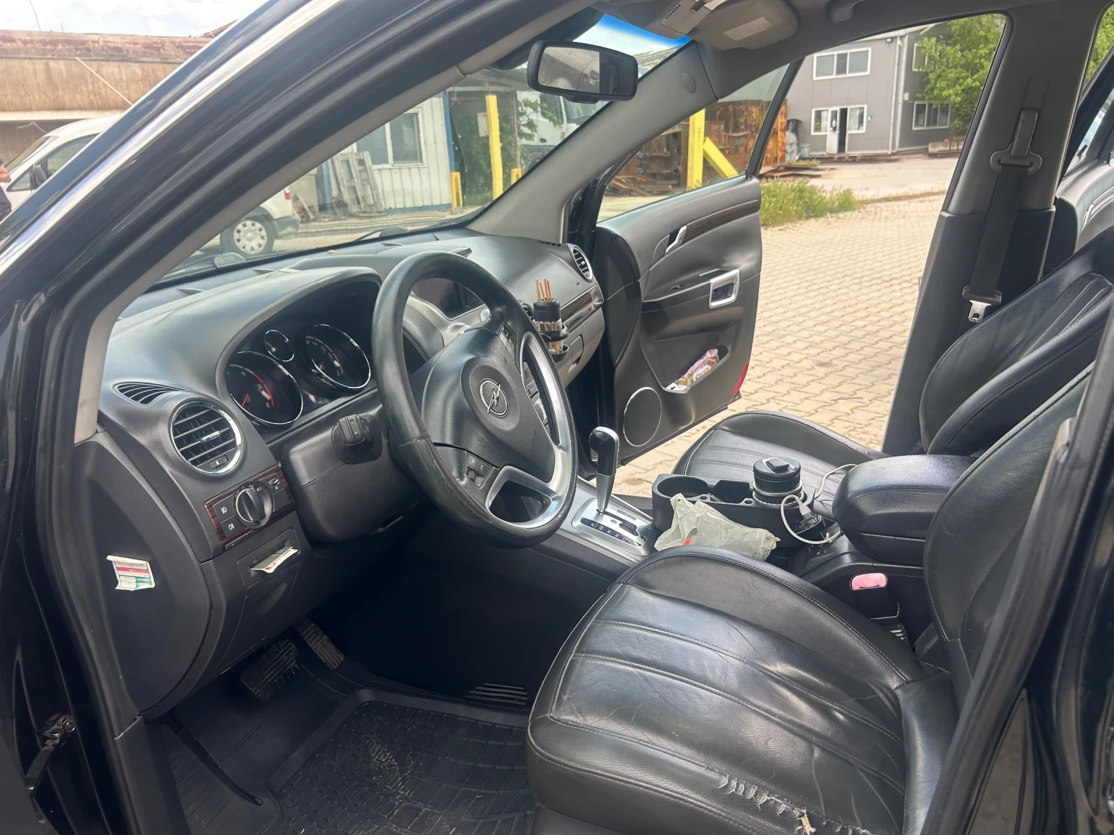 Opel Antara, снимка 11 - Автомобили и джипове - 54801658