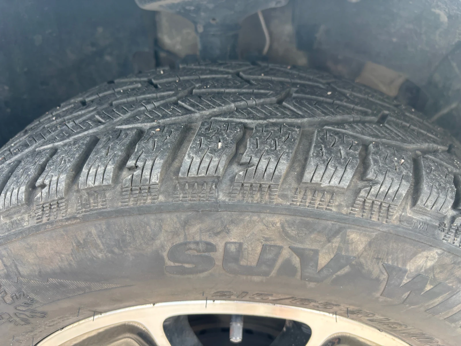 Dacia Duster 1.5 DCI 4x4, снимка 14 - Автомобили и джипове - 55147636