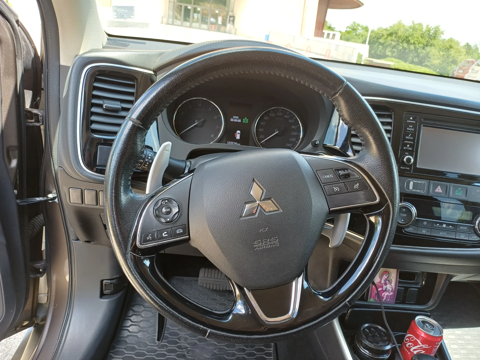 Mitsubishi Outlander, снимка 9 - Автомобили и джипове - 55450917