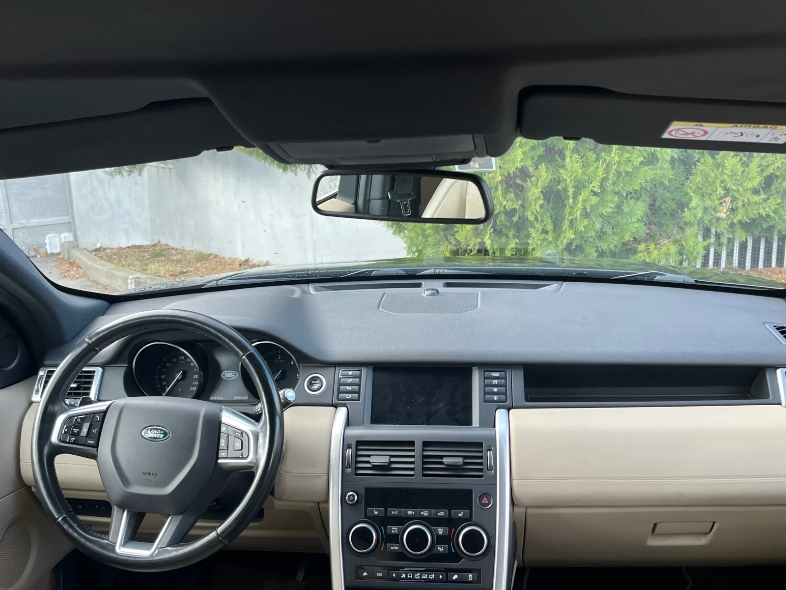 Land Rover Discovery Sport 2.0, снимка 7 - Автомобили и джипове - 56704906