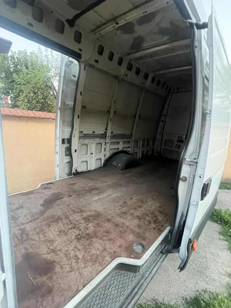 Iveco Daily, снимка 9 - Бусове и автобуси - 52404629