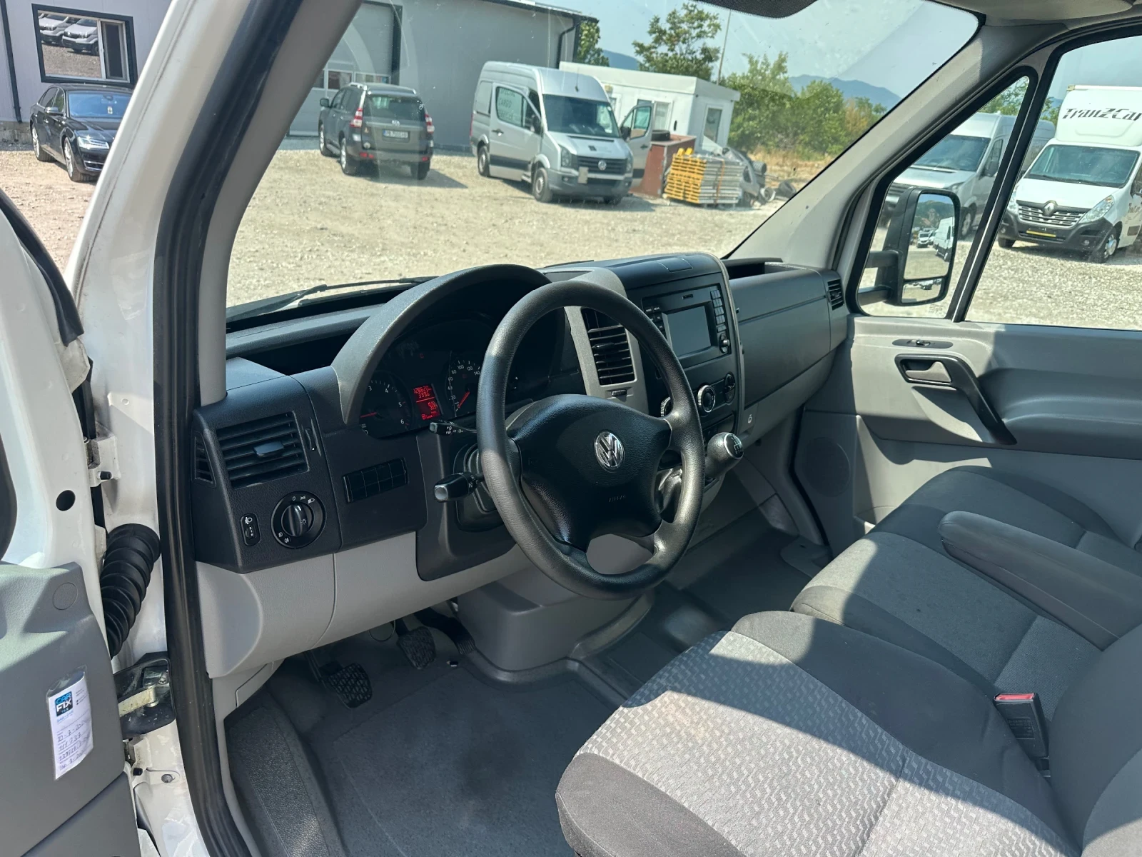 VW Crafter 2.0TDI!XXL!.!EURO6!128x.km! | Mobile.bg   11