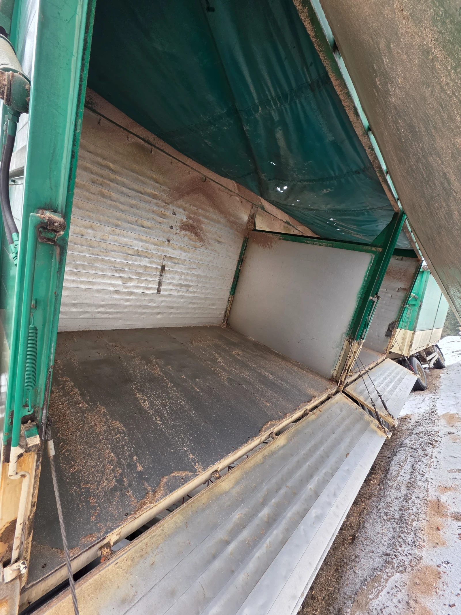 Scania R 420 За трици/зърно - изображение 10