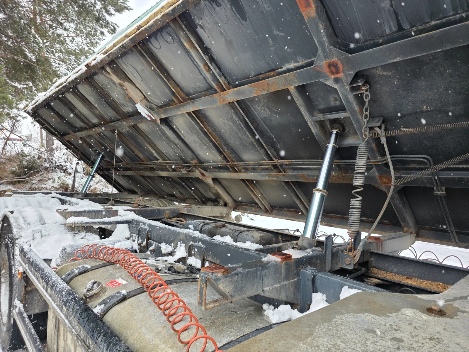 Scania R 420 За трици/чипс - изображение 2