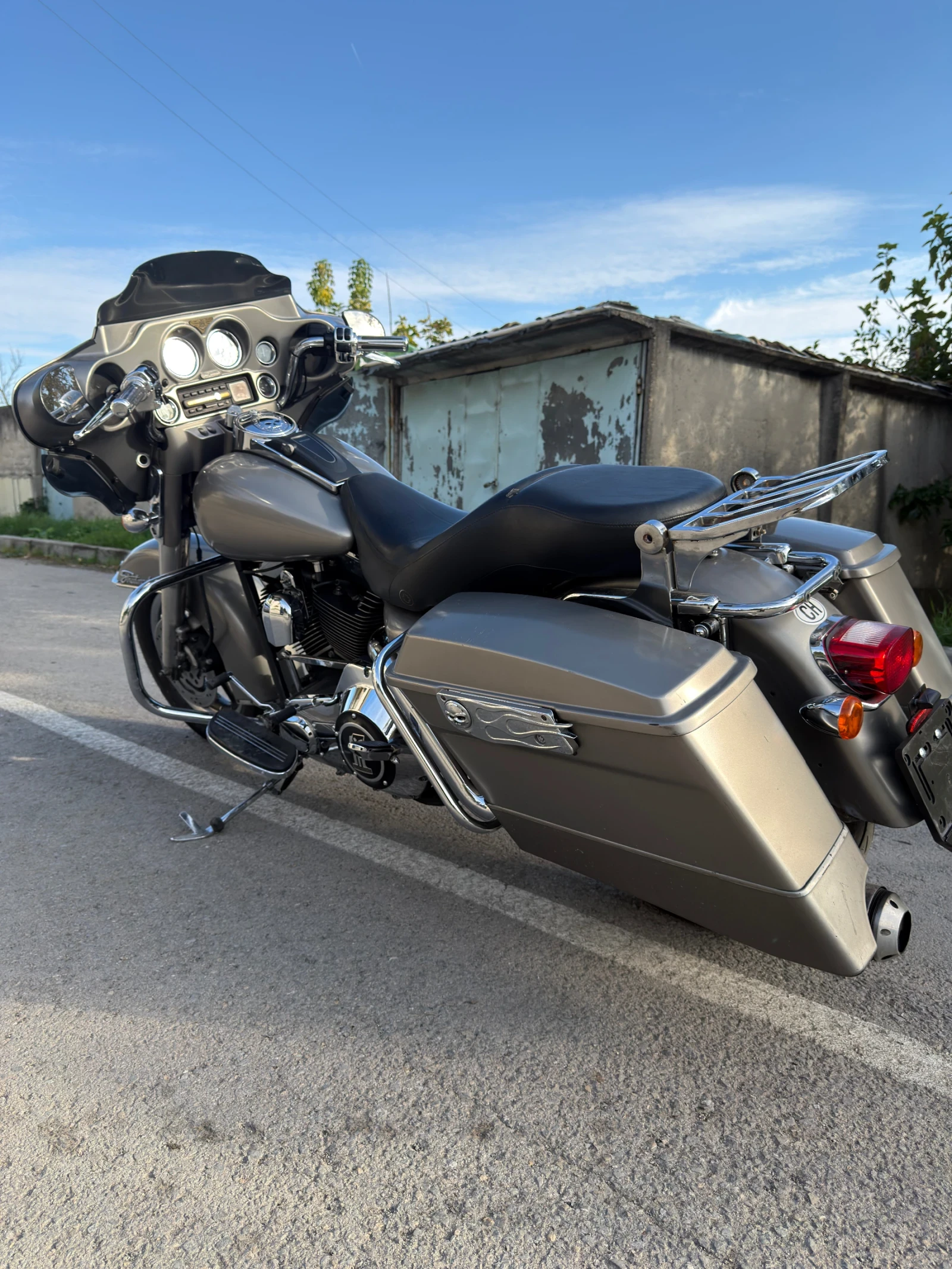 Harley-Davidson Electra Glide Classic Fire- Fighter Special Swiss, снимка 3 - Мотоциклети и мототехника - 56647872