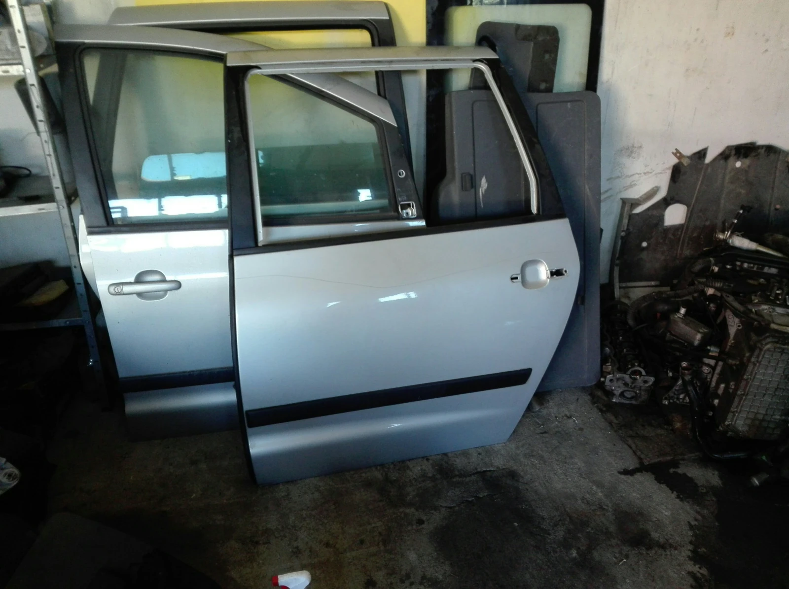 ����� ����� ���� ���������� ����� 02� | Mobile.bg � ����������� 1