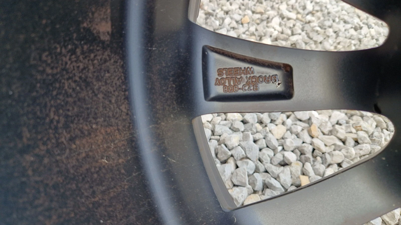    235/45R18 | Mobile.bg   10