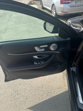 Mercedes-Benz E 220, снимка 7