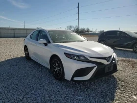 Toyota Camry 2.5l Se Night Shade, снимка 13