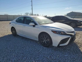 Toyota Camry 2.5l Se Night Shade, снимка 4