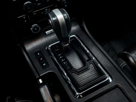 Ford Mustang 3.7 V6, снимка 6