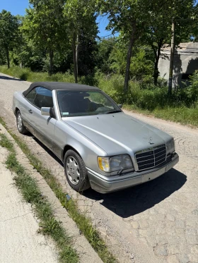 Mercedes-Benz 124 Cabriolet, снимка 1