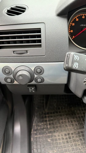 Opel Astra H - 8999 лв. - 75446128 | Car24.bg