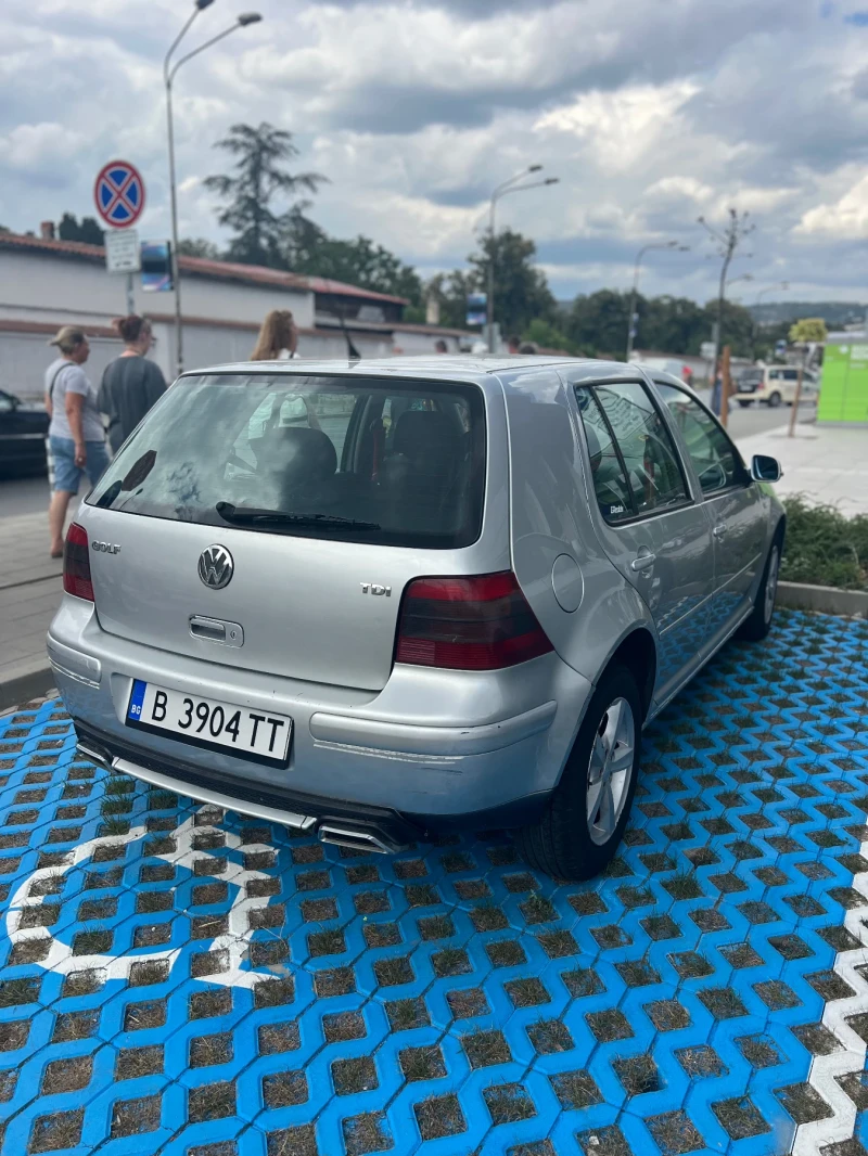 VW Golf, снимка 5 - Автомобили и джипове - 46821479