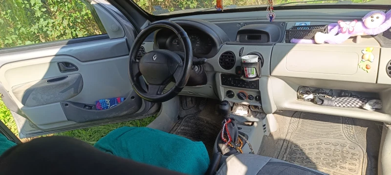 Renault Kangoo, снимка 3 - Автомобили и джипове - 47607335