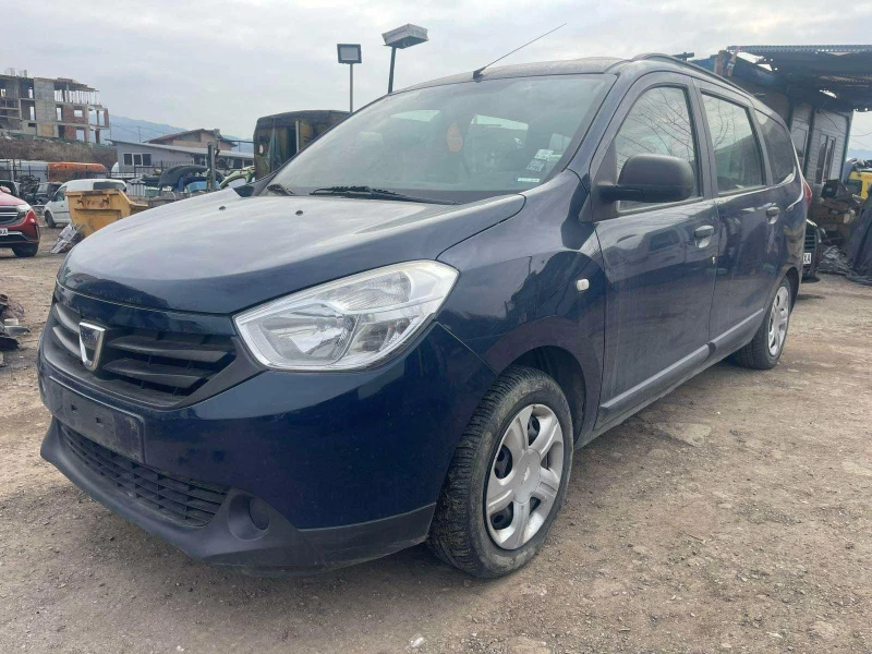 Dacia Lodgy 1.2TCe, 115кс., 2014г., Navi, снимка 4 - Автомобили и джипове - 48994650