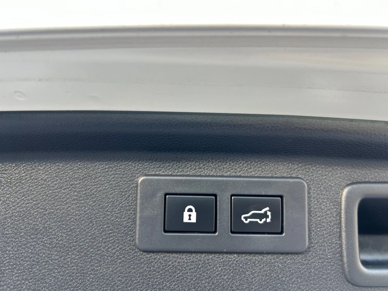 Subaru Forester 4x4 Premium Сервизна История, снимка 10 - Автомобили и джипове - 51635236