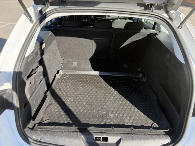 Peugeot 308, снимка 9 - Автомобили и джипове - 51779391