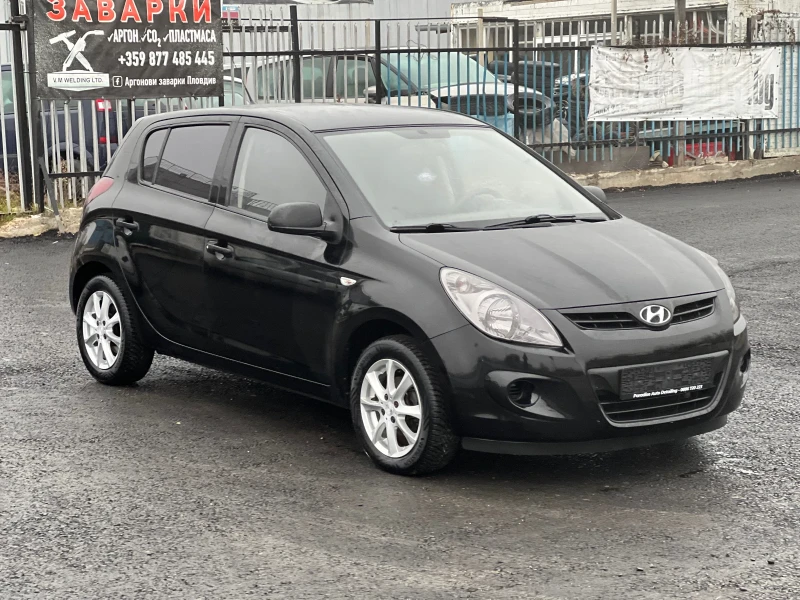 Hyundai I20 1.25i, снимка 2 - Автомобили и джипове - 52893358