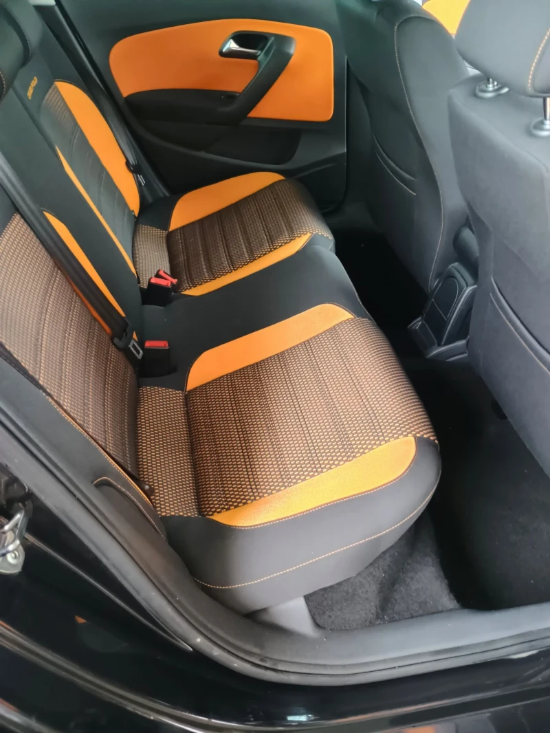 VW Polo * CROSS * HIGHLINE * 97000km * УНИКАТ * , снимка 13 - Автомобили и джипове - 53442219