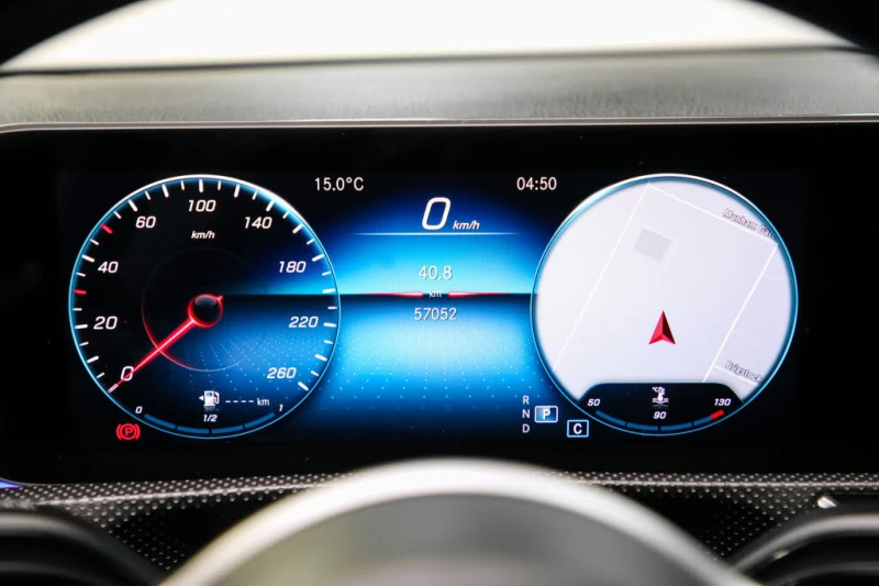 Mercedes-Benz CLA АвтоКредит* (ЦЕНА ДО БГ), снимка 13 - Автомобили и джипове - 53500992