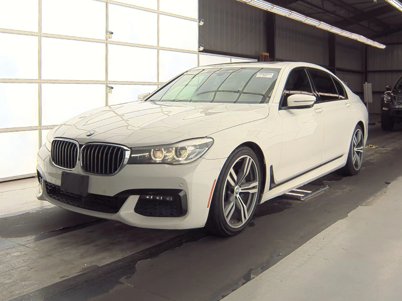 BMW 740 M* SPORT* ДИГИТАЛНО* ТАБЛО* ПОДГРЕВ* КАМЕРА* КЕЙЛЕ - 32500 лв. - 24497689 1