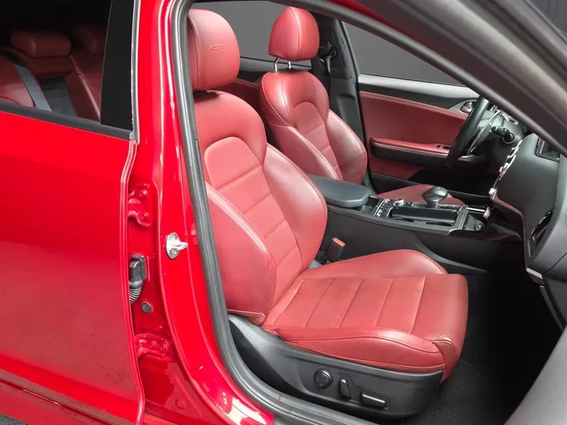 Kia Stinger 3.3 Turbo Awd GT - САМО 30% АВАНС, снимка 12 - Автомобили и джипове - 55888079