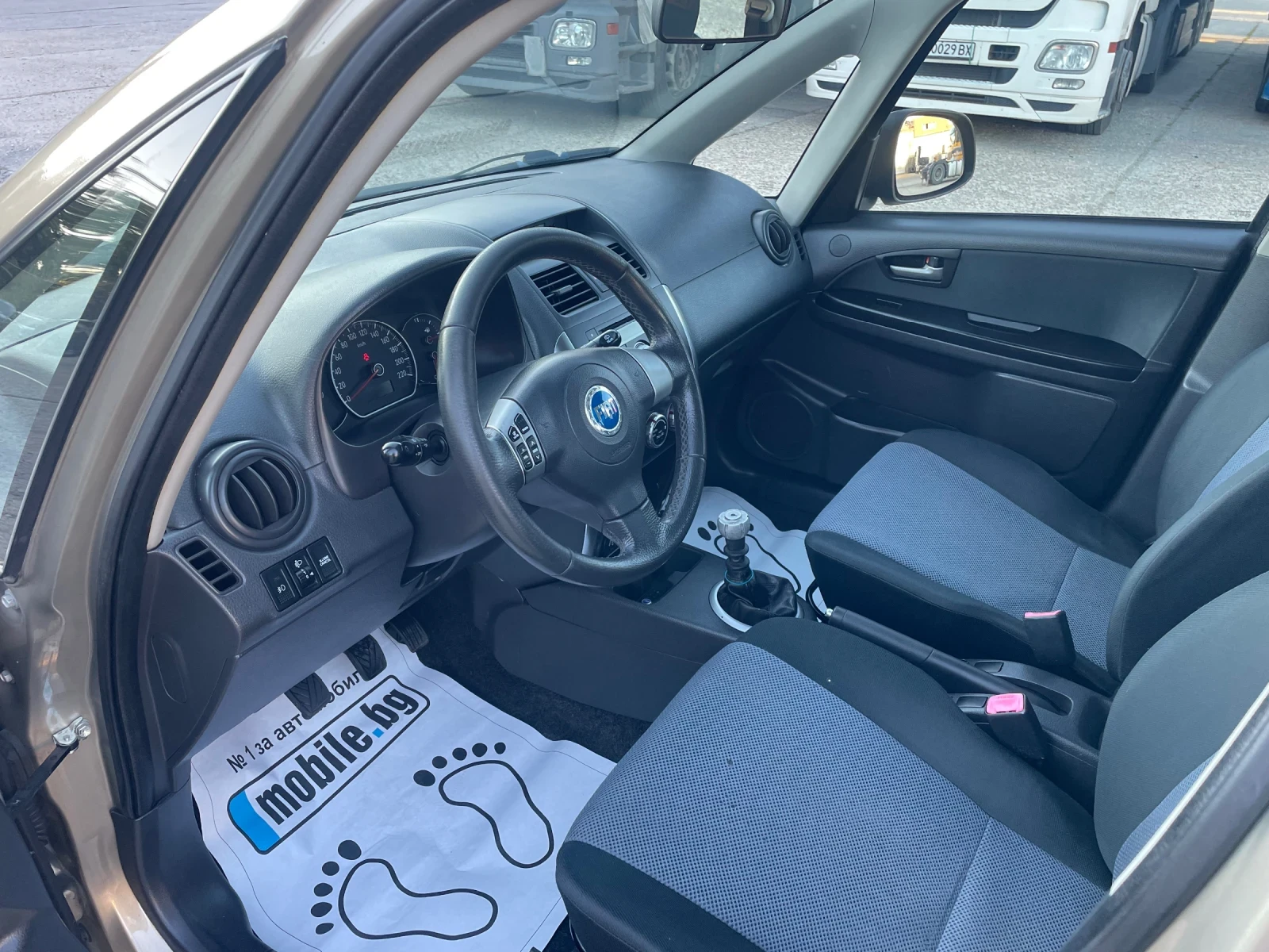 Fiat Sedici 1.9 JTD 120кс 4х4 - изображение 10